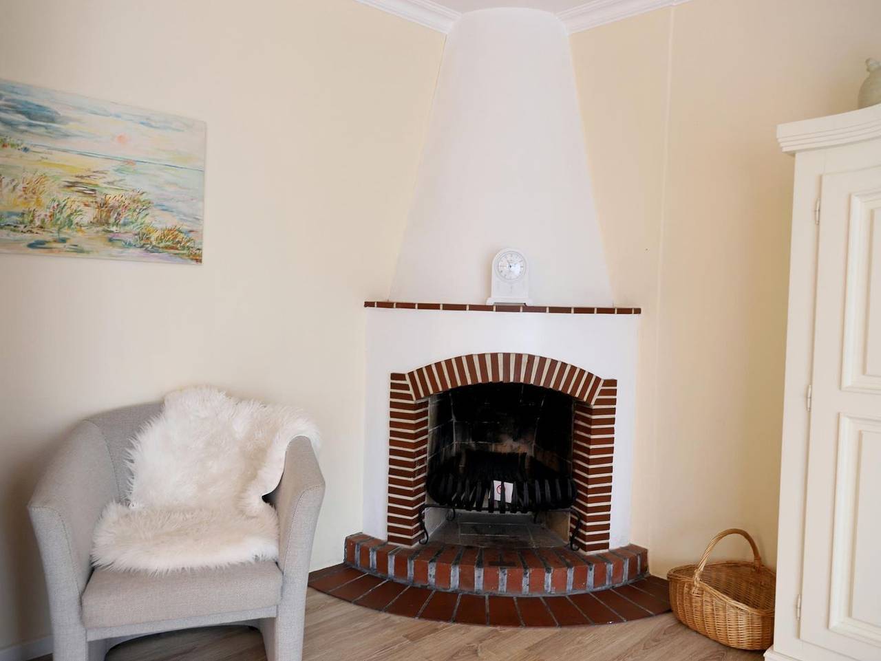 Ganze Wohnung, Strandnahe 2-Zimmer-Ferienwohnung „Amrum“ mit Südterrasse in Westerland in Westerland, Sylt (Gemeinde)