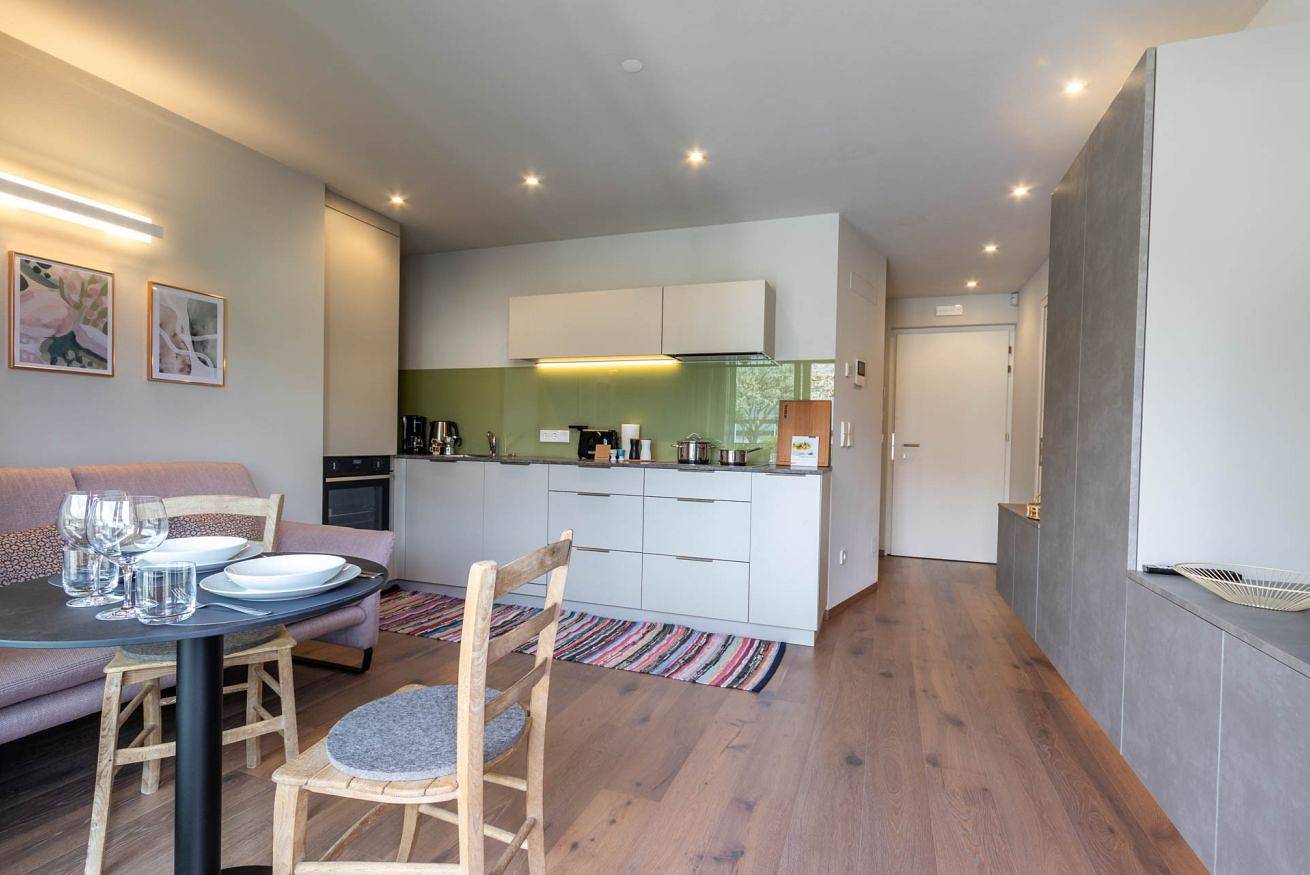 Ganze Wohnung, Mali Appartments Balcony in Dorf Tirol, Texelgruppe