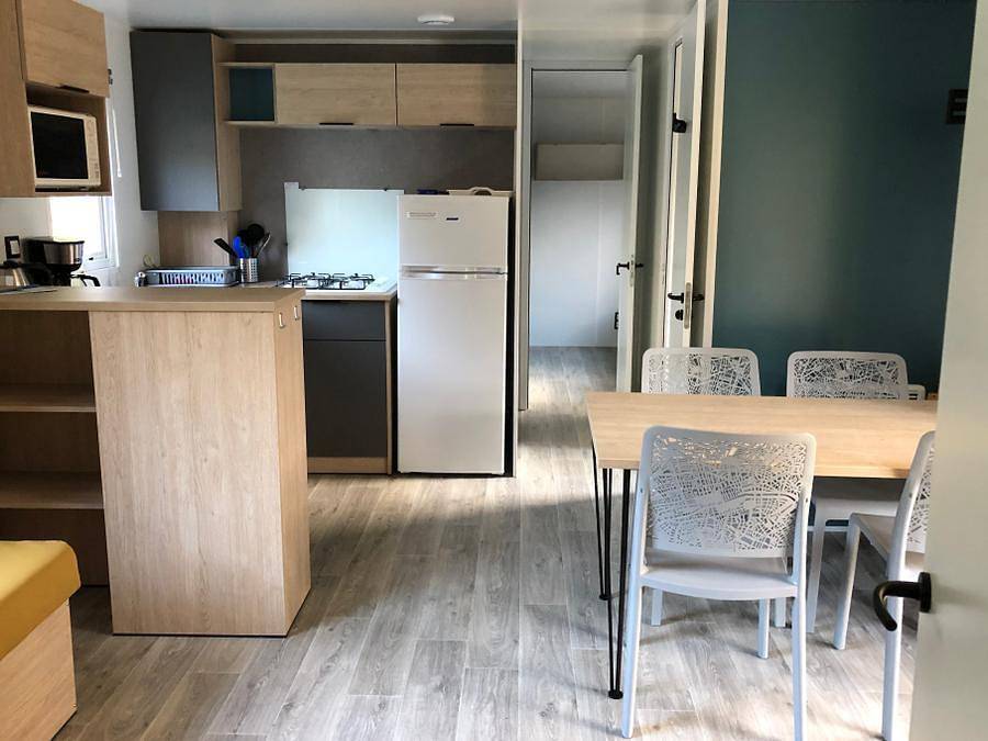 Camping La Castillonderie - Mobilheim 6 personen - Komfort 3 Schlafzimmer - 2 Bäder - Klimaanlage + Tv -. in Thonac, Périgord Noir