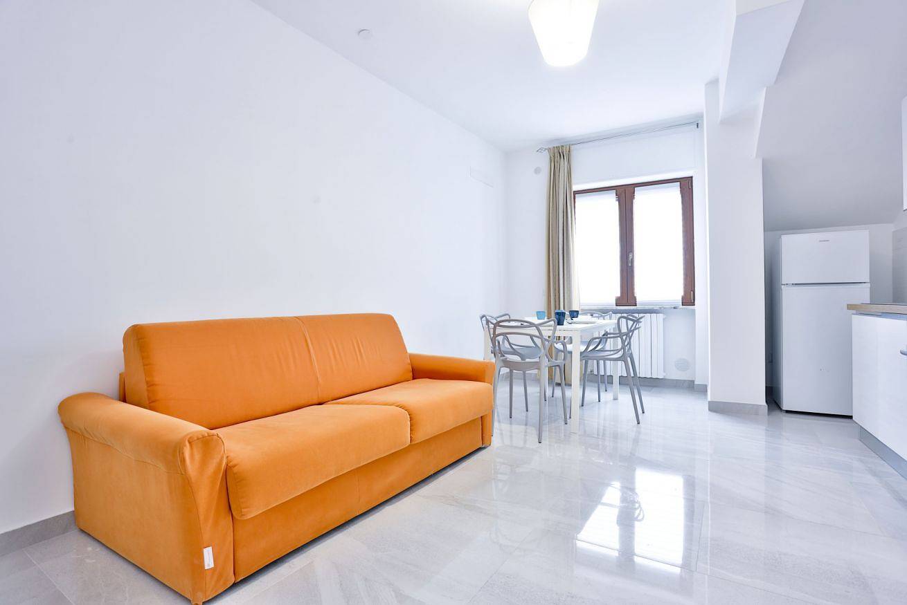 Appartamento intero, Casa Angela - Apartment a few steps from the Sea in Salerno, Costa tirrenica Campania