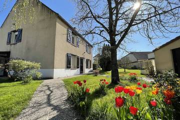 Gîte pour 6 personnes, avec terrasse et jardin, animaux acceptés à Athis