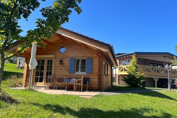 Ferienwohnung für 2 Personen, mit Garten in Villmar