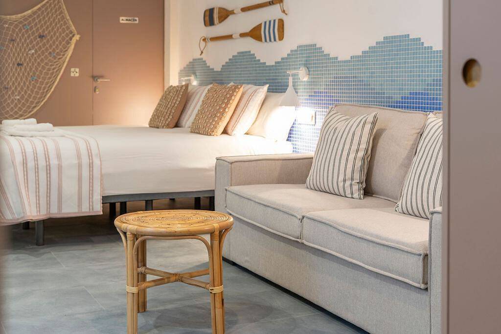 Cabanyal Rooms by Vlc Host 8 in Valencia, Costa de Valencia
