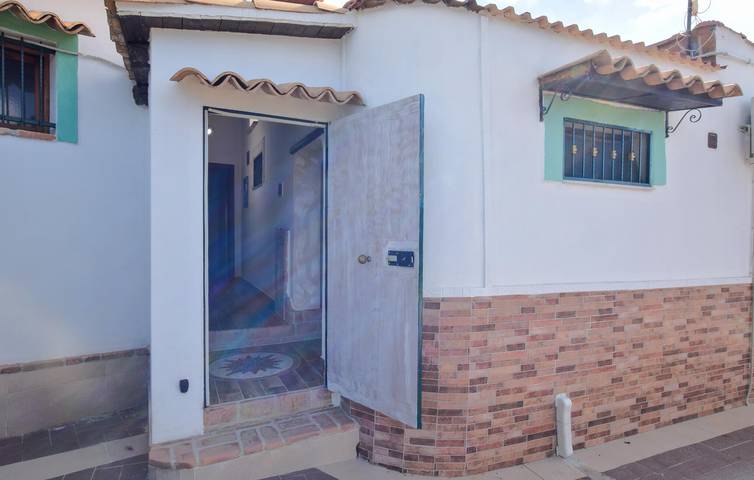 Agriturismo per 4 persone, con piscina in Provincia di Palermo