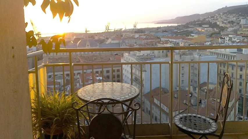 Apartamento de vacaciones para 5 personas, con vistas y terraza - 1