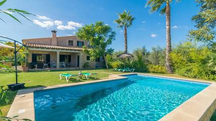 Finca in Alcúdia, Mallorca Norden für 9 