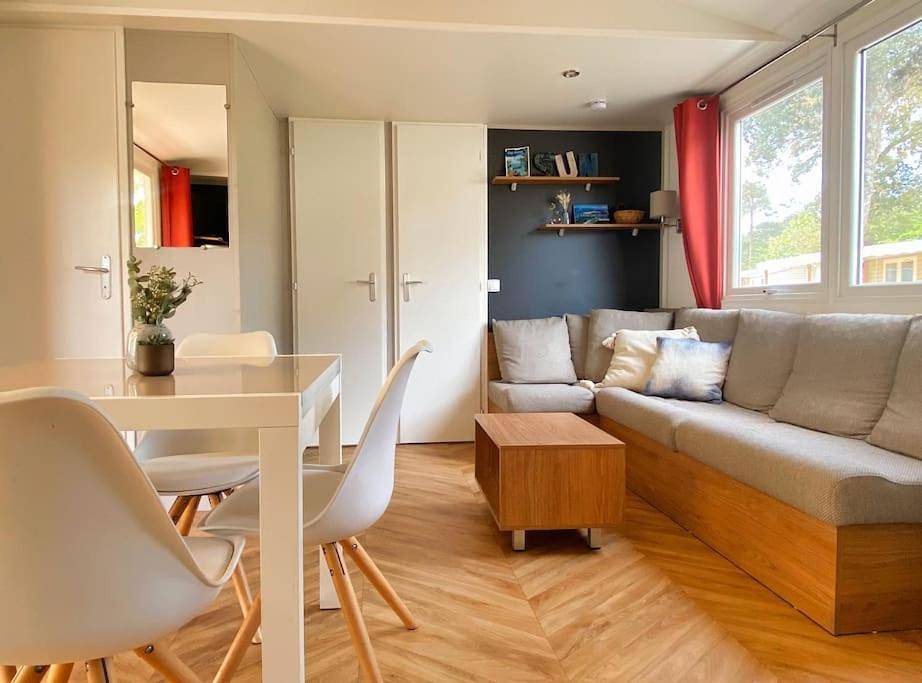 Three-Bedroom Chalet in Lège-Cap-Ferret, Région d'Arcachon