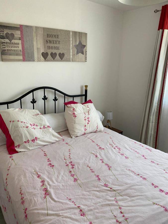 Gîte pour 2 personnes, avec terrasse à Saint-Sauveur (Aquitaine) - 4