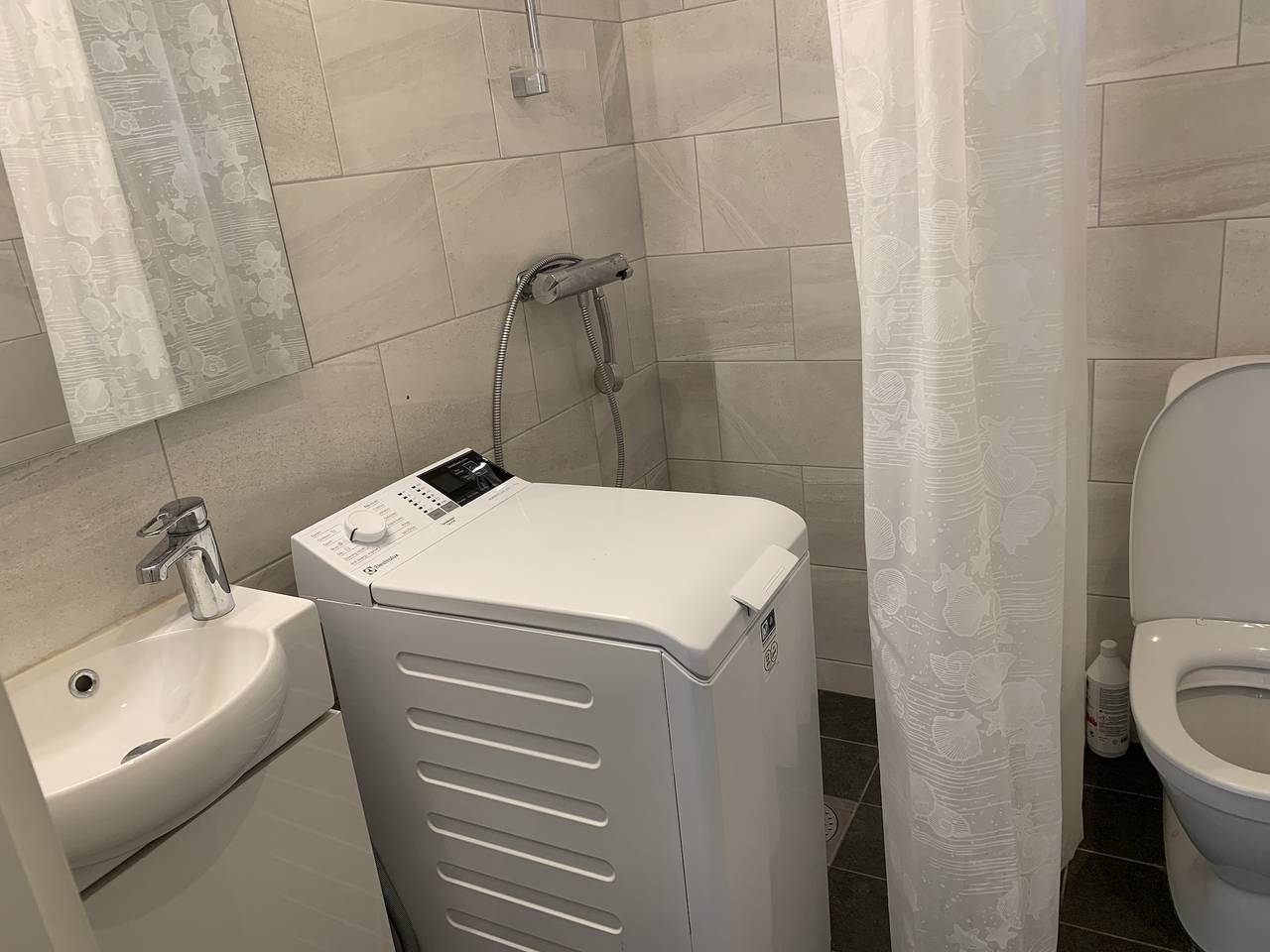 Ganze Ferienwohnung, Apartment in Kista, Stockholm in Schwedische Ostsee