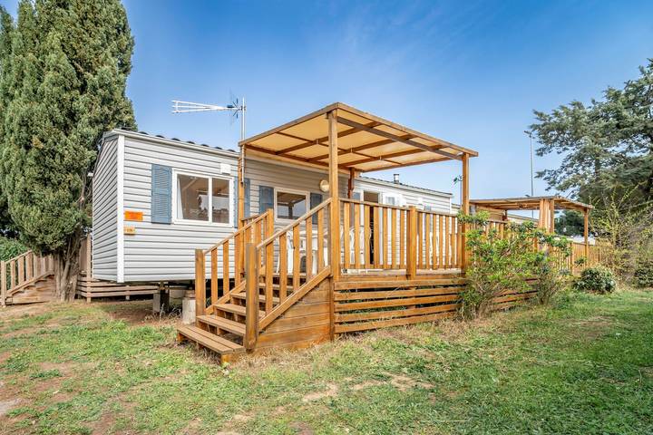 Camping pour 5 personnes, avec bassin pour enfant dans l' Aude - 4