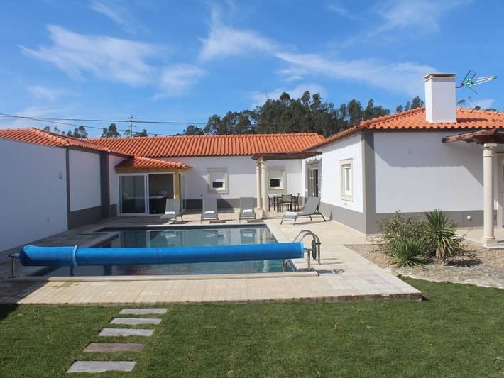 Chalet para 4 personas, con Terraza y Jacuzzi además de Jardín y Piscina en Lisboa y alrededores