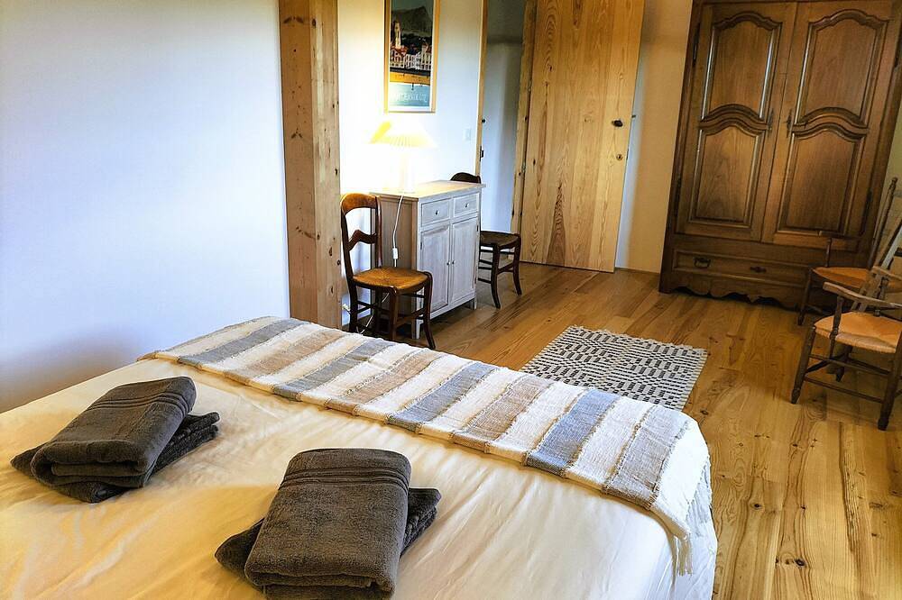 Charming house with swimming pool in the Basque Country in Souraïde, Bayonne region