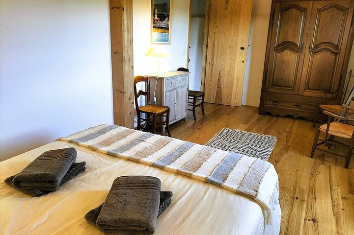Charming Basque house with swimming pool in Souraïde, Bayonne und Umgebung
