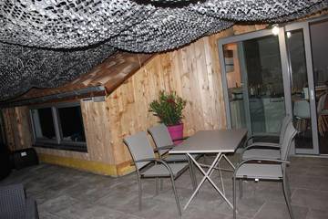 Gîte pour 2 personnes, avec jacuzzi et terrasse à Sainte-Livrade-sur-Lot