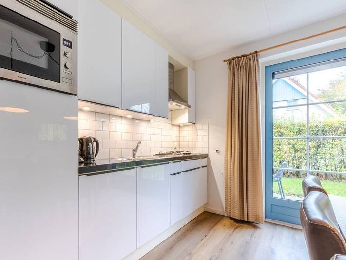 Villa für 6 Personen, mit Terrasse und Pool, mit Haustier auf Texel - 4