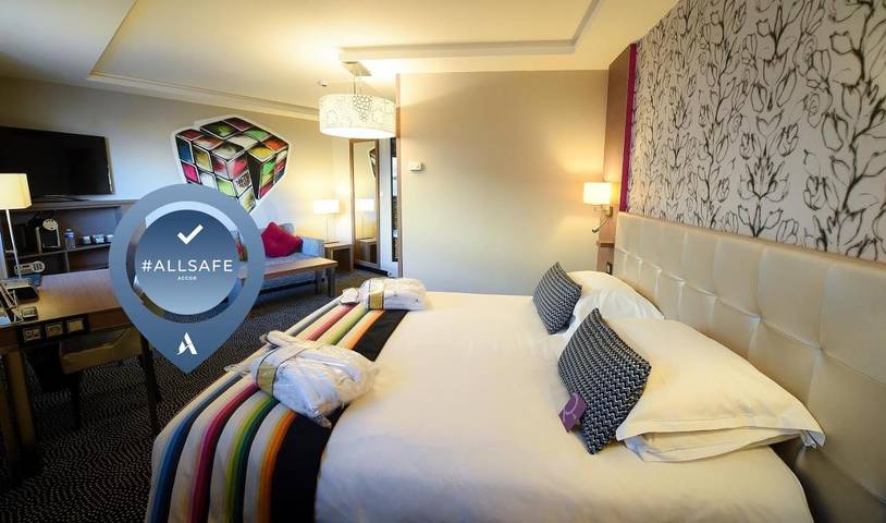 Hôtel pour 4 personnes, avec jardin et piscine dans Parc des Expositions et Congrès (Dijon) - 3