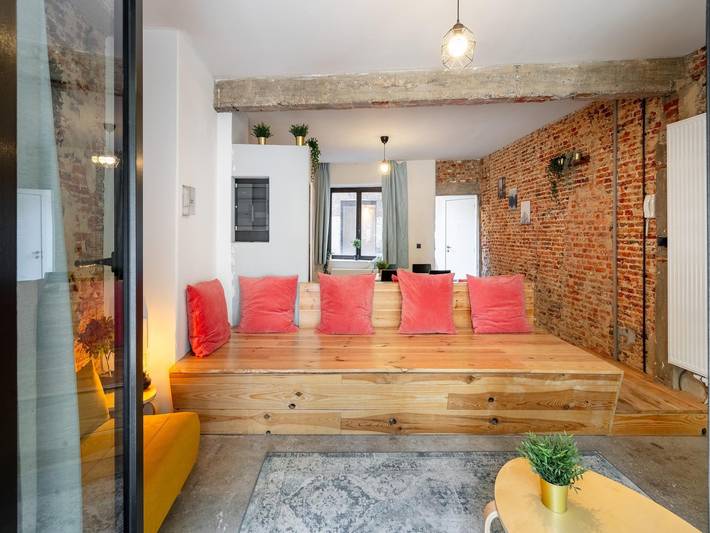 Appartement entier, Appartements industriels | 2 chambres | Ns | Internet | in Anvers, Région d'Anvers