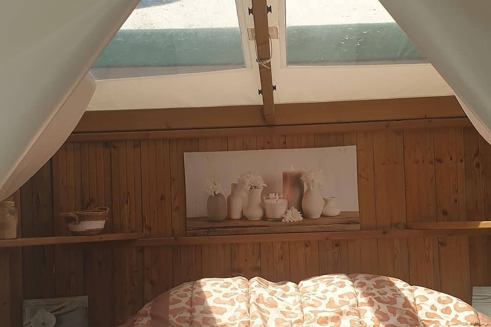 Logement éco lodge 2/4 pers proche du zoo et des plages de la côte sauvage in Les Mathes, Côte de Beauté