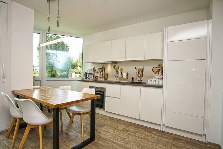 Ganze Ferienwohnung, Haus Hafenkieker FeWo 08: 4 Pers., 3-Raum, Balkon, Hafenblick, WLan kH in Lauterbach (Rügen), Putbus