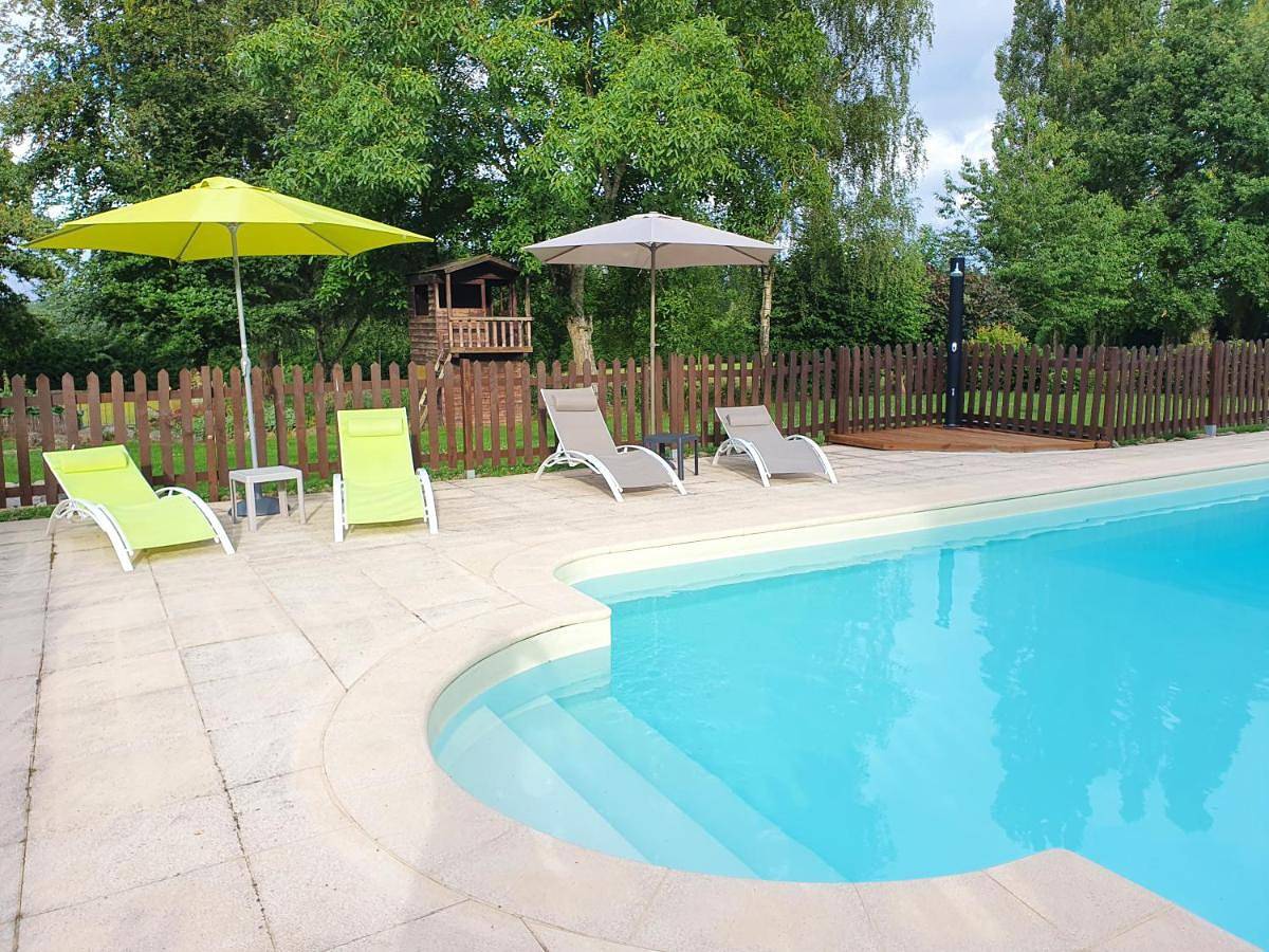 Two-Bedroom House in Bonnemain, Région de Saint-Malo