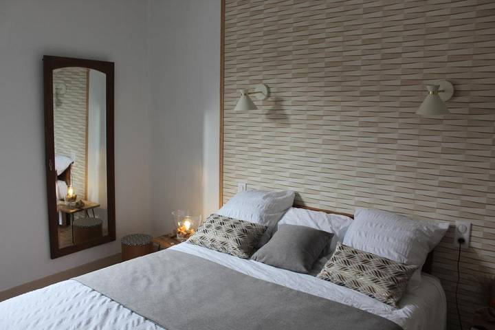 Location de vacances pour 6 personnes, avec vue et terrasse à Cramant