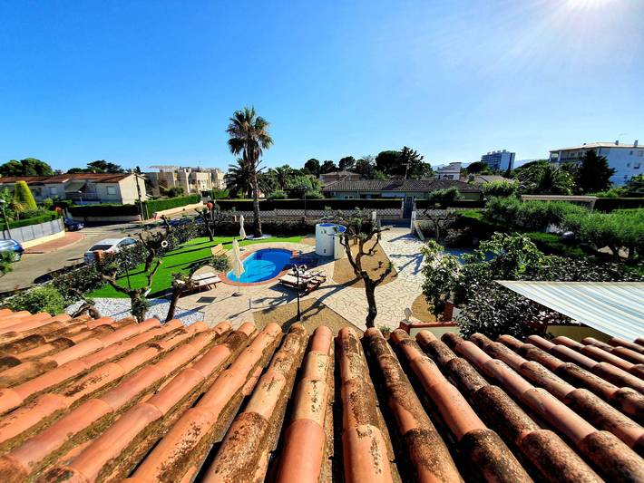 Casa rural para 6 personas, con balcón además de piscina y jardín en Baix Camp - 3