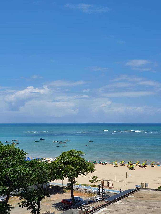 Casas e apartamentos de temporada para 4 pessoas, com vista e piscina e ainda jardim and sauna, com animais de estimação em Jaboatão dos Guararapes