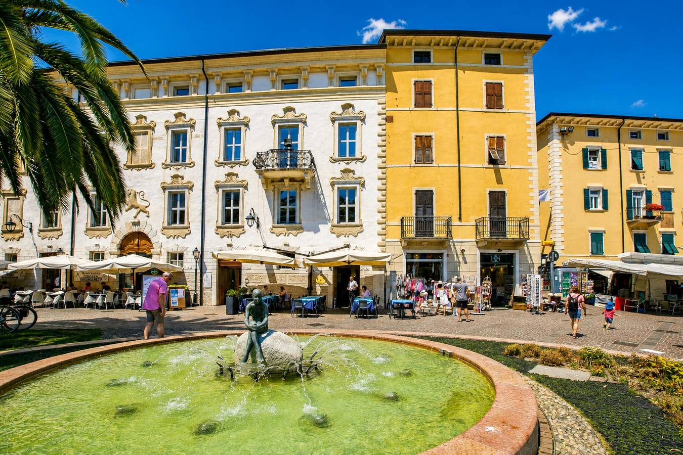 Ganze Wohnung, Residenza Rocca Del Lago 4 in Riva del Garda, Gardasee-Berge