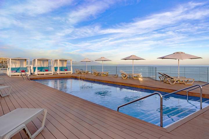 Hôtel pour 3 personnes, avec jardin et piscine