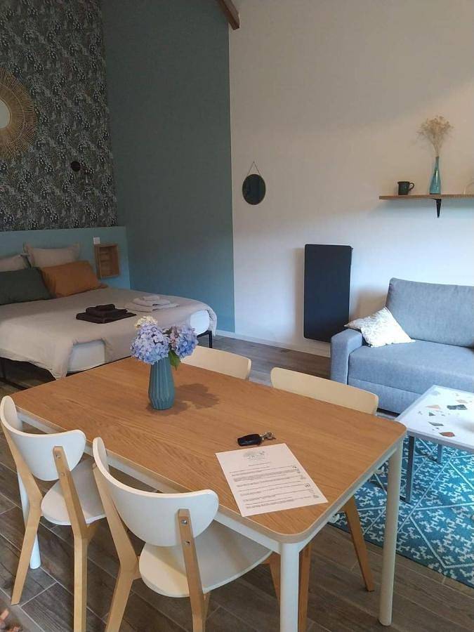 Gîte pour 4 personnes, avec jardin à Le Cellier - 2