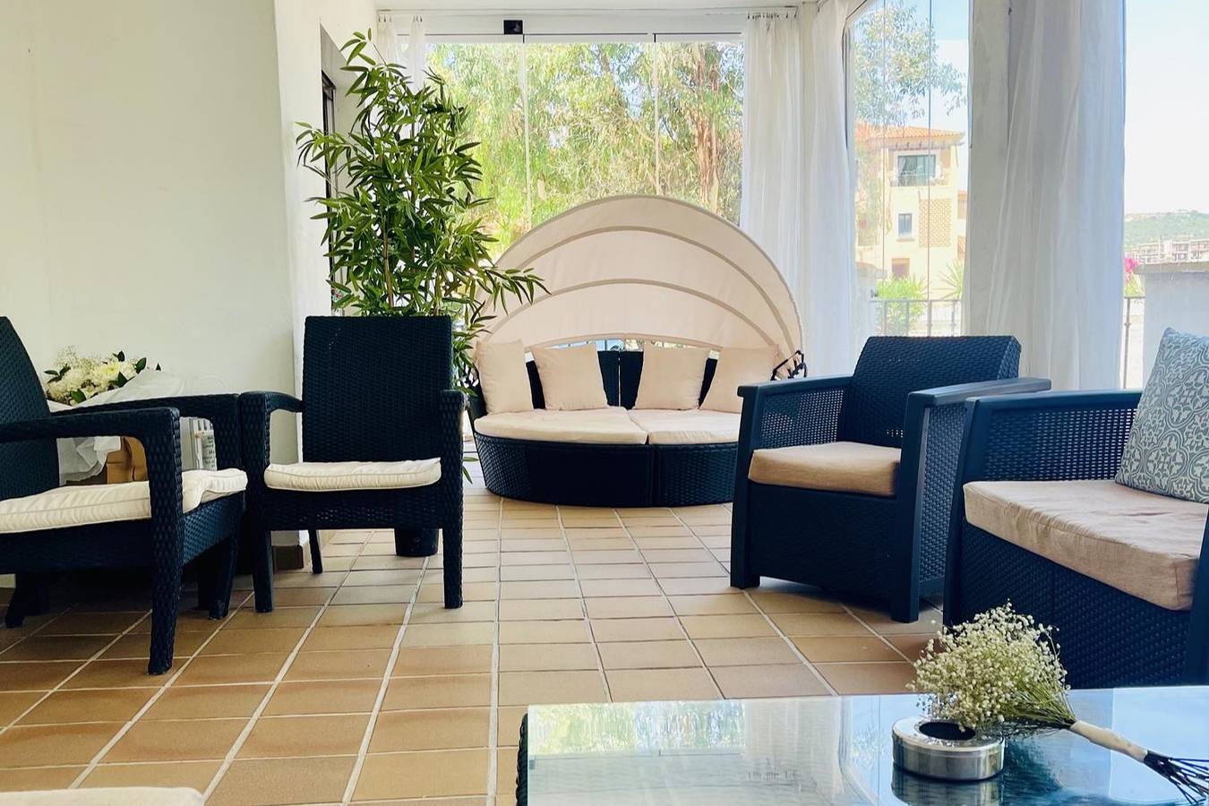Apartamento vacacional entero, Apartamento de vacaciones para 6 personas con piscina in Puerto de la Duquesa, Manilva