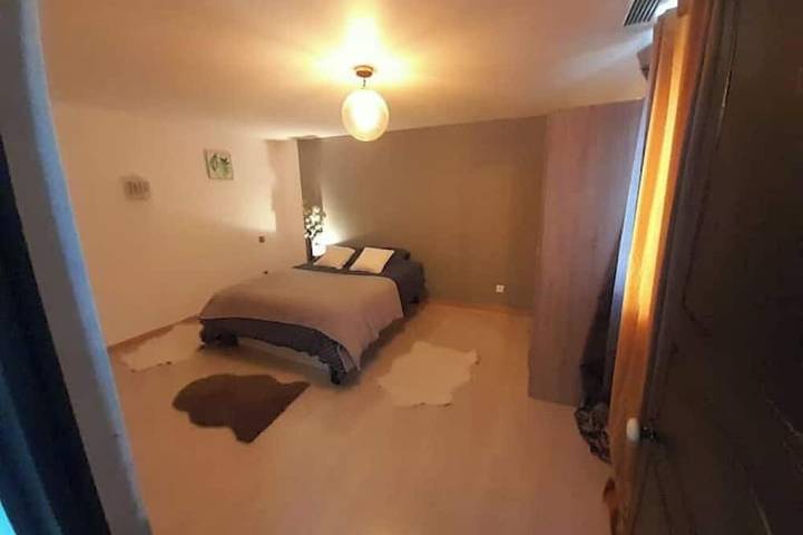 Gîte pour 8 personnes, avec Jacuzzi ainsi que Terrasse et Jardin dans Baigts-de-Béarn - 2