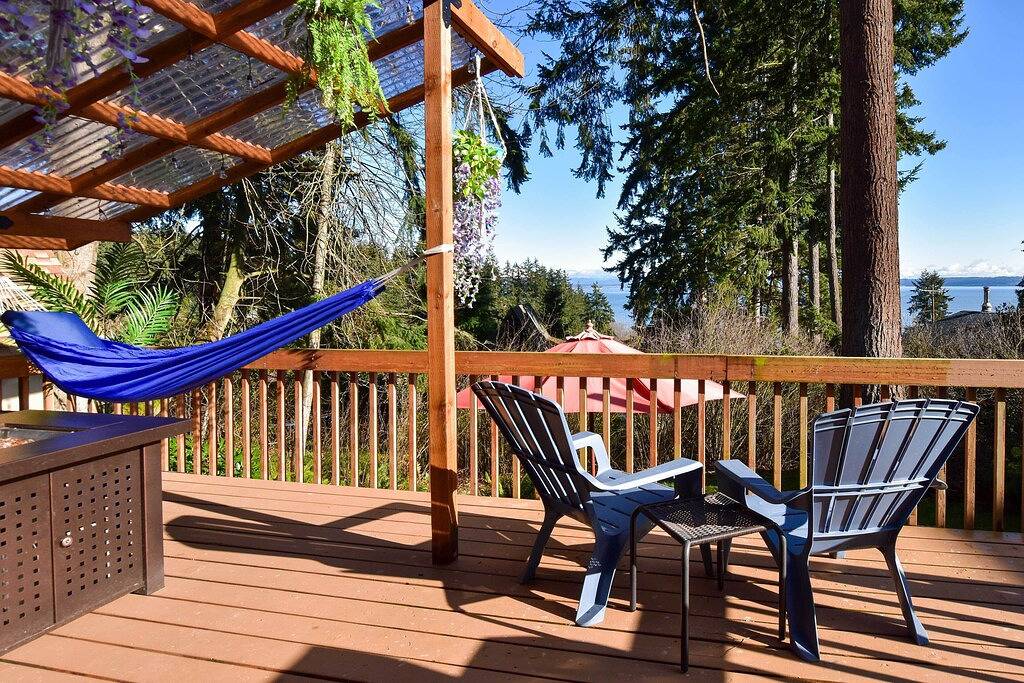 Unique Camano Cabin w/ Mountain + Water Views in Camano