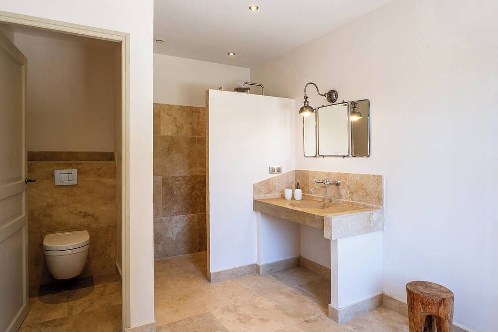 La Rose Comtesse – Christmas Magic in Provence in Ventabren, Aix-en-Provence region