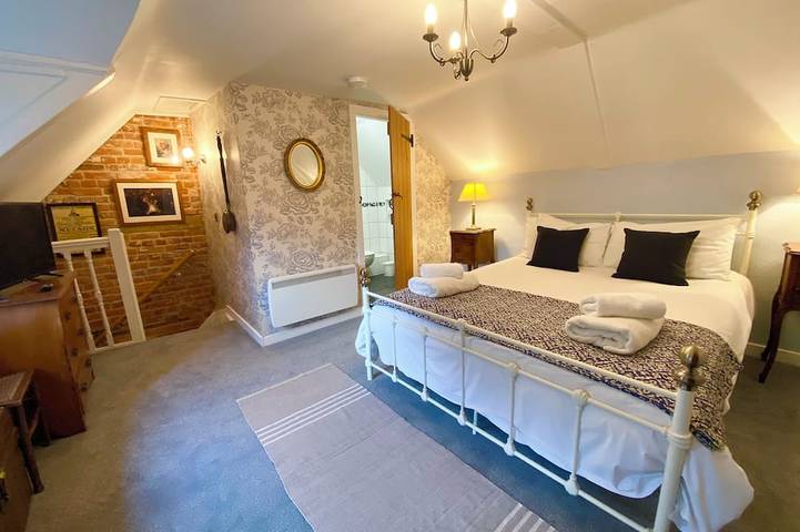 Admiral Cottage, acogedor con tejado de paja cerca del mar y las dunas de arena in Great Yarmouth, The Broads