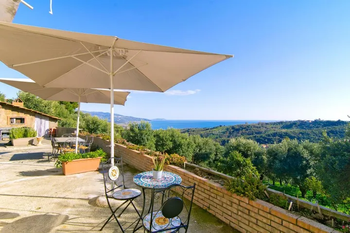 Bed and breakfast for 2 people, with garden, with pets - 1
