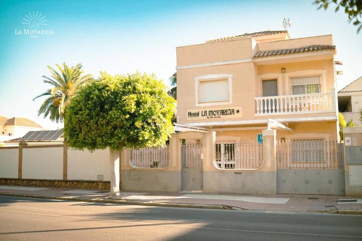 Casa de huéspuedes para 3 personas, con Jardín en Rota 