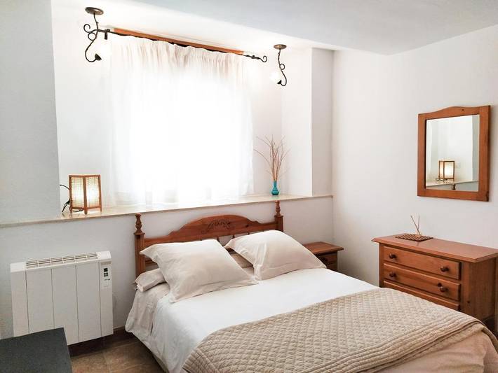 Casa rural para 8 personas, con jardín además de piscina y vistas en Comarca Metropolitana de Jaén - 4