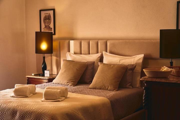 Chambre d’hôte pour 2 personnes, avec jardin et piscine ainsi que vue et terrasse à Pinhão - 2