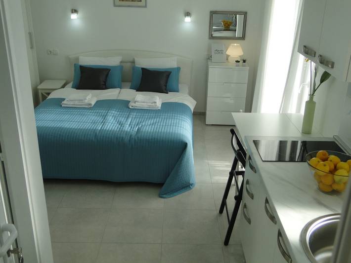 Ferienwohnung für 2 Personen, mit Seeblick und Balkon, mit Haustier in Primosten - 2