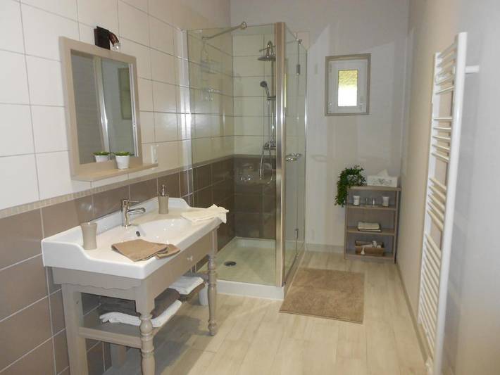 Location de vacances pour 4 personnes, avec vue et jardin à Couches - 4