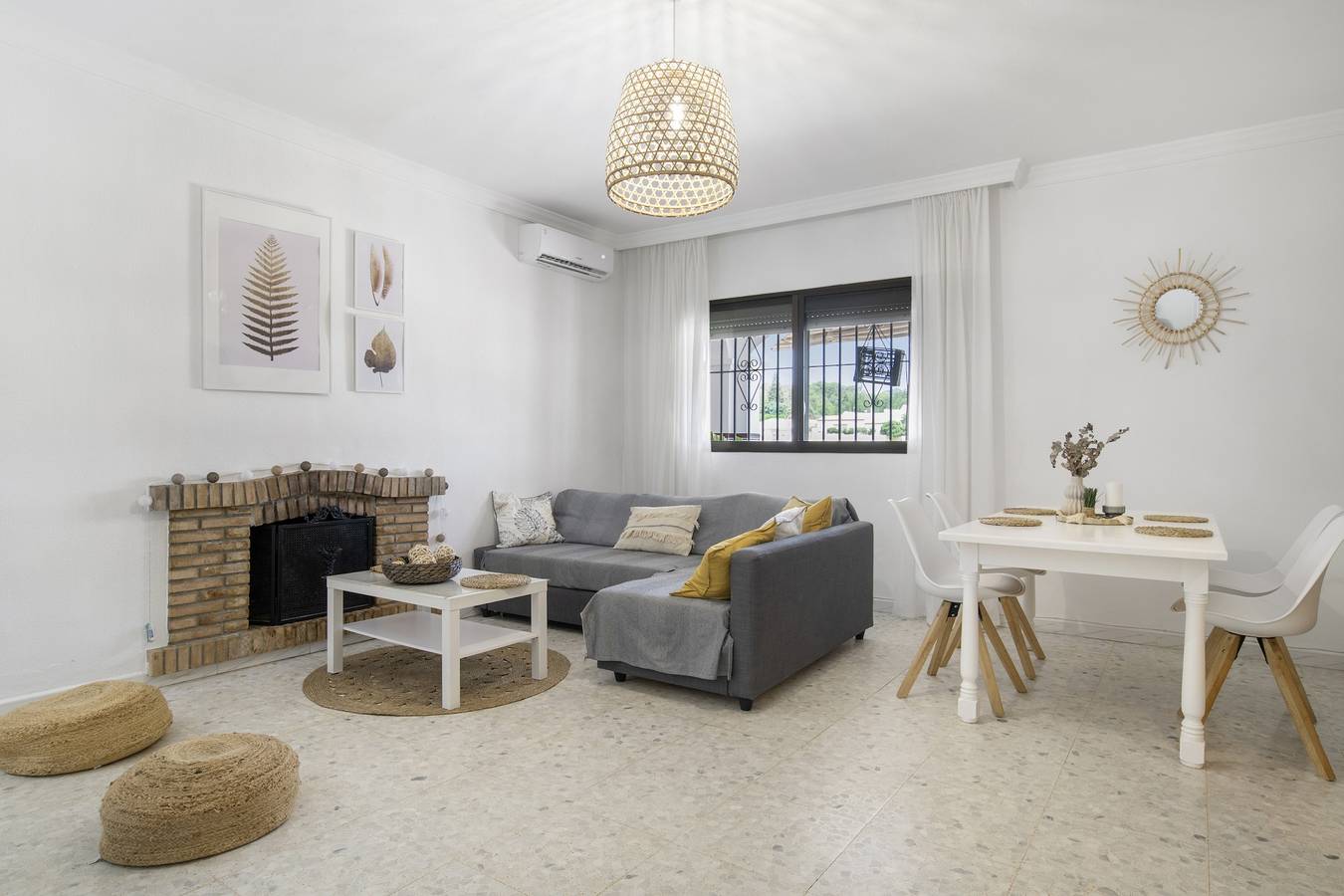 Casa vacanze 'Castro' con vista sulle montagne, Wi-Fi e aria condizionata in Vejer de la Frontera, Costa de la Luz