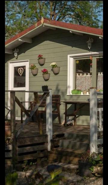 Maison de campagne pour 5 personnes, avec jardin et vue, animaux acceptés à Attin