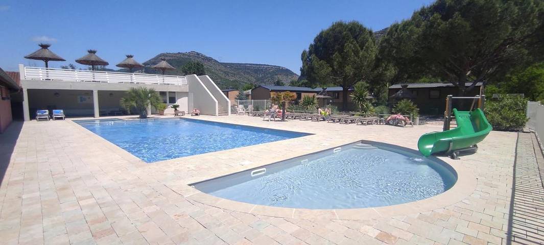 Gîte pour 4 personnes, avec jacuzzi ainsi que piscine et jardin dans Saint-Julien-en-Saint-Alban - 3