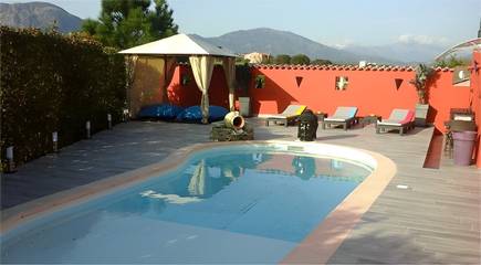 Chambre d’hôte pour 2 personnes, avec piscine et jardin à Sarrola-Carcopino