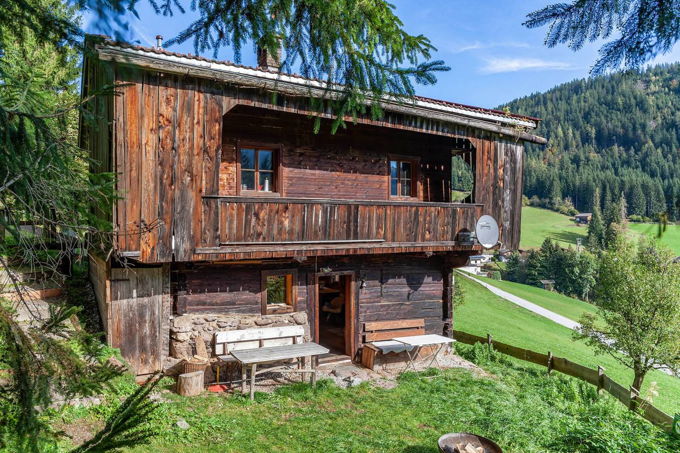 Ganze Wohnung, Ferienwohnung 'Erdgeschoss' mit Bergblick, privater Terrasse und eigenem Garten in Wildschönau, Kitzbüheler Alpen