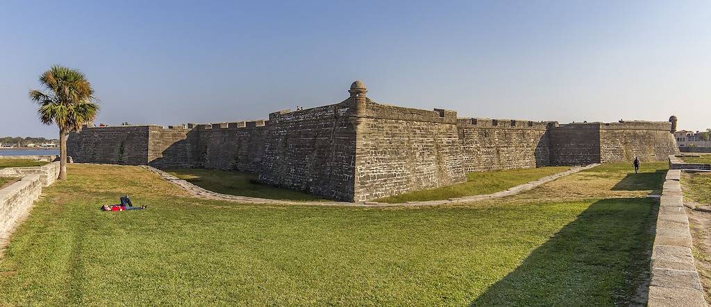 Vacation rental for 5 people, with balcony and pool in St. Augustine