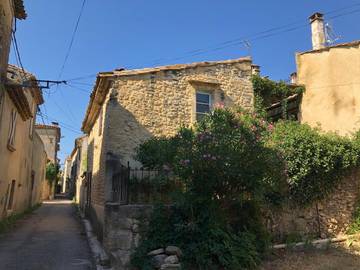 Cottage pour 15 personnes, avec terrasse ainsi que jardin et vue à Sanilhac-Sagriès
