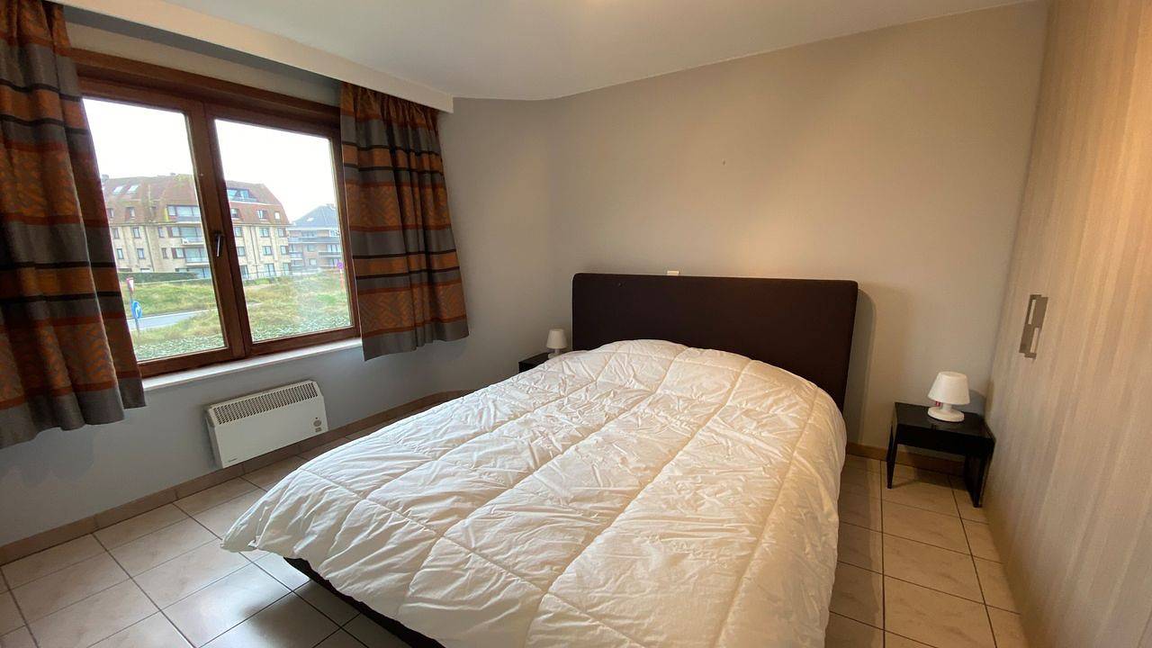 Geheel vakantieappartement, Vakantieappartement voor 5 personen met terras in Oostduinkerke, Koksijde