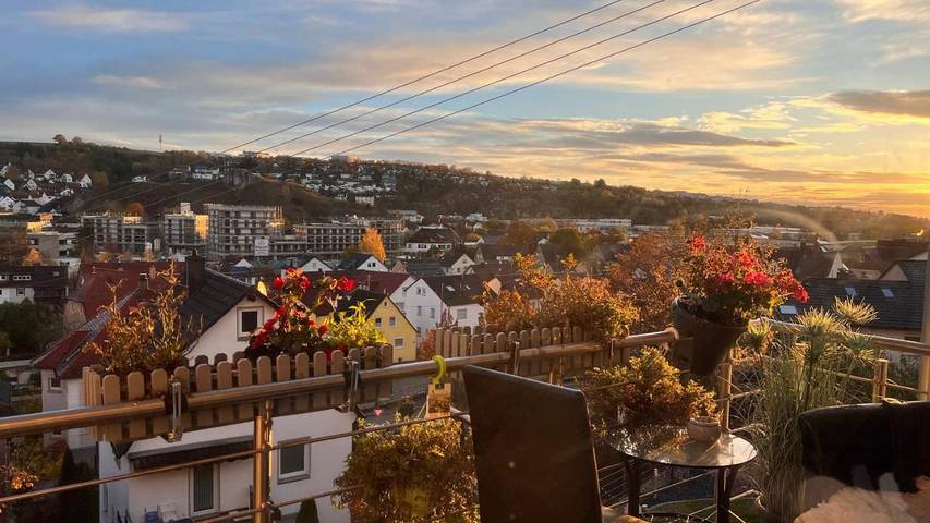 Ferienwohnung für 6 Personen, mit Balkon und Terrasse sowie Garten und Ausblick in Blaustein